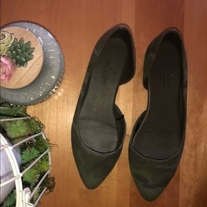 American Eagle Camo Flats